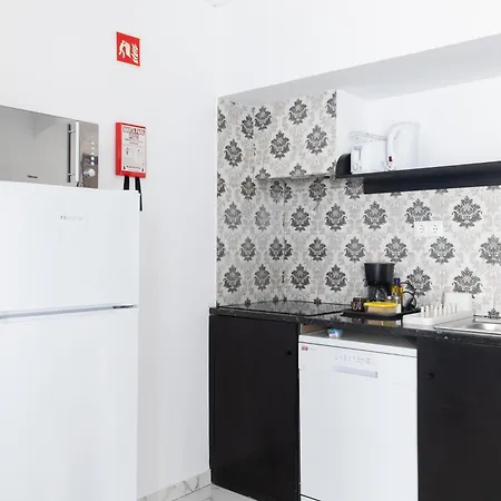 Magna Oura Hotel 3*