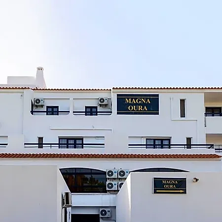 Hotel Magna Oura 3*