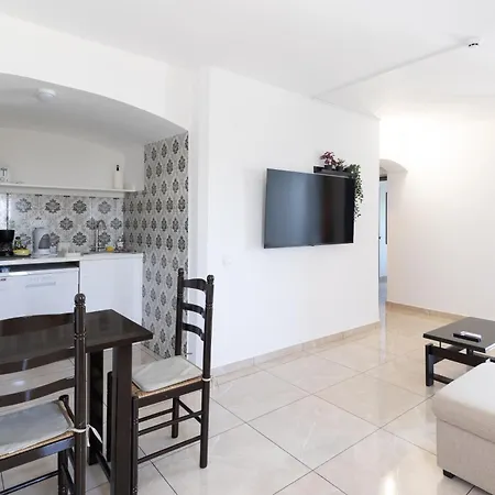 فندق Magna Oura 3*